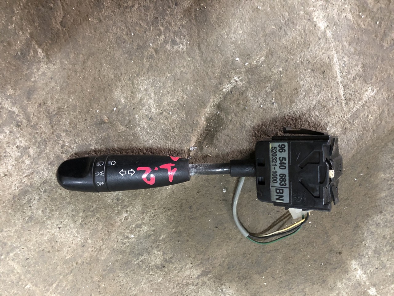 Переключатель подрулевой поворотников Chevrolet Aveo T200/T250