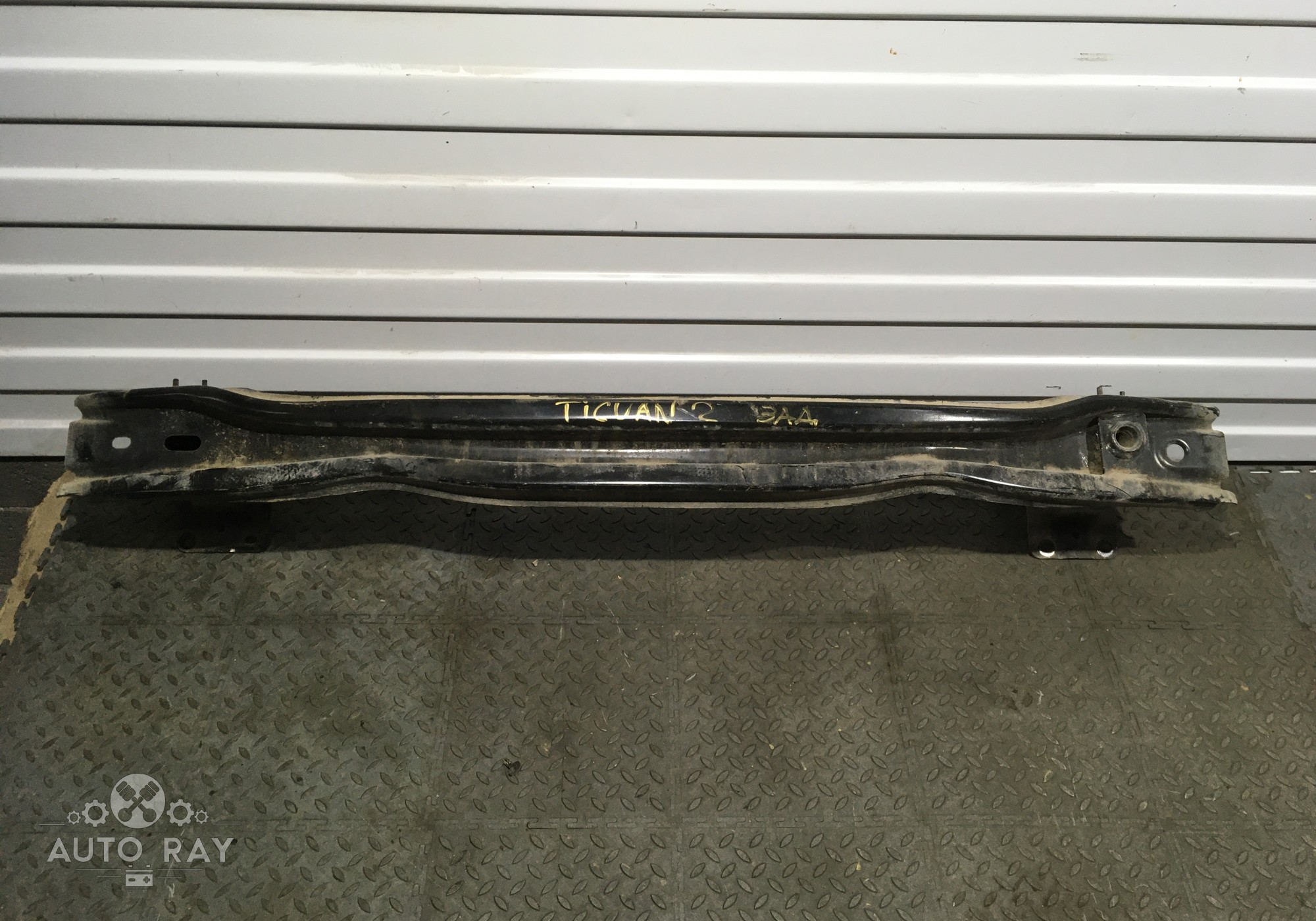 5NA807585 Усилитель заднего бампера для Volkswagen Tiguan II (с 2016)