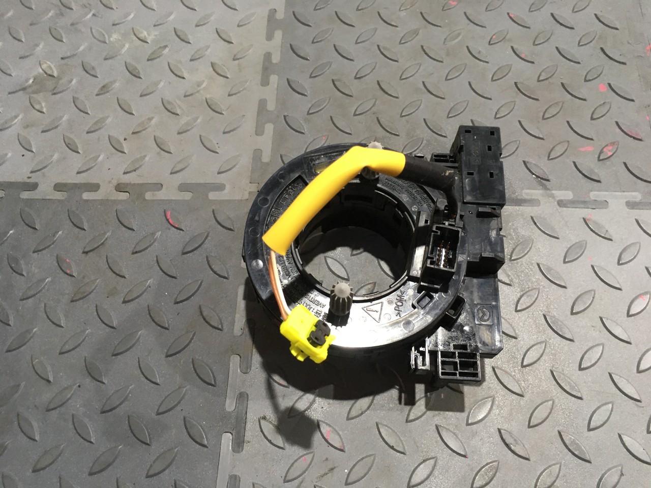 Подрулевая контактная группа / Механизм подрулевой для SRS (ленточный) Mazda CX-5 II