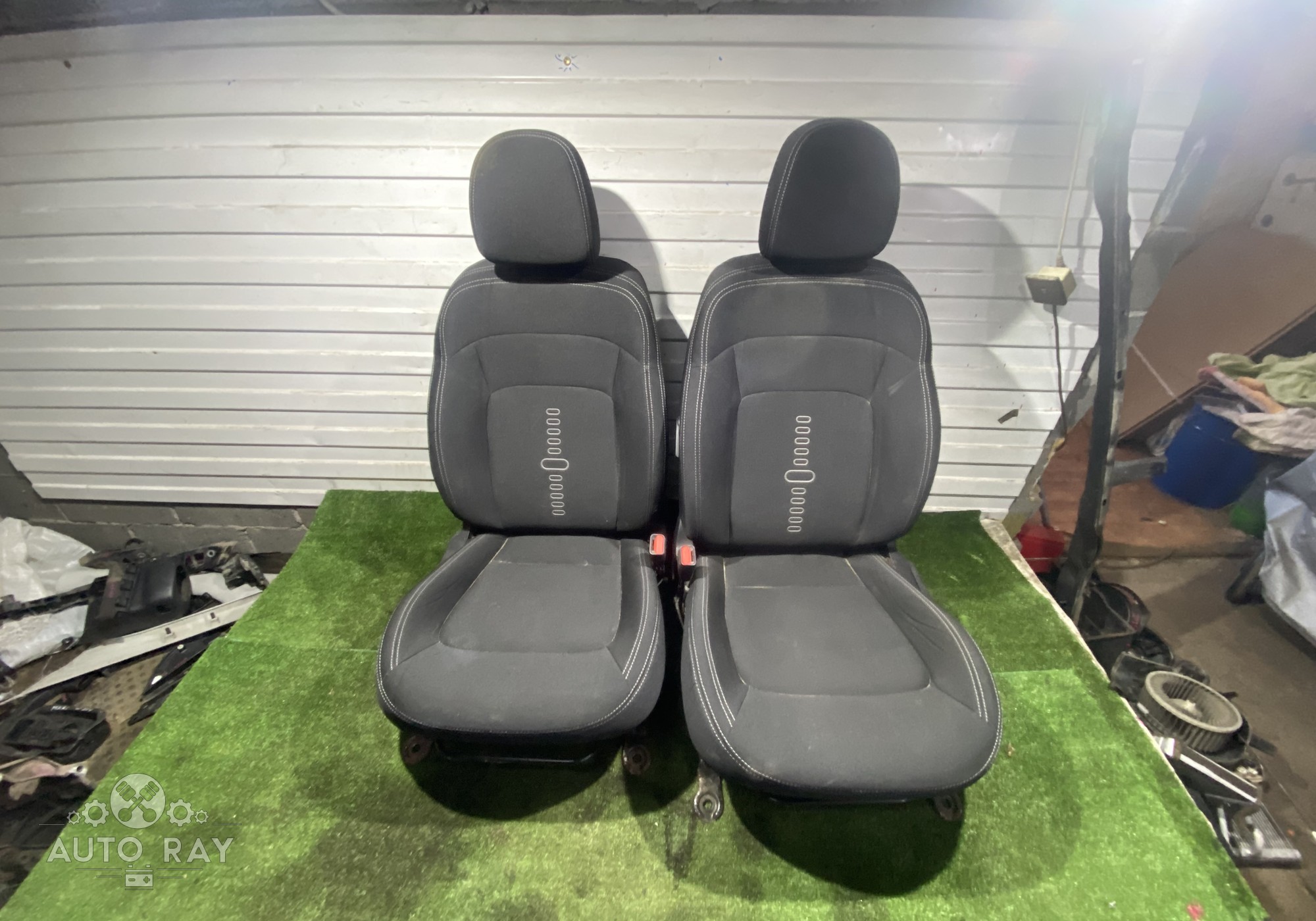 Сиденье салонное / К-кт сидений для Kia Sportage III (с 2010 по 2016)