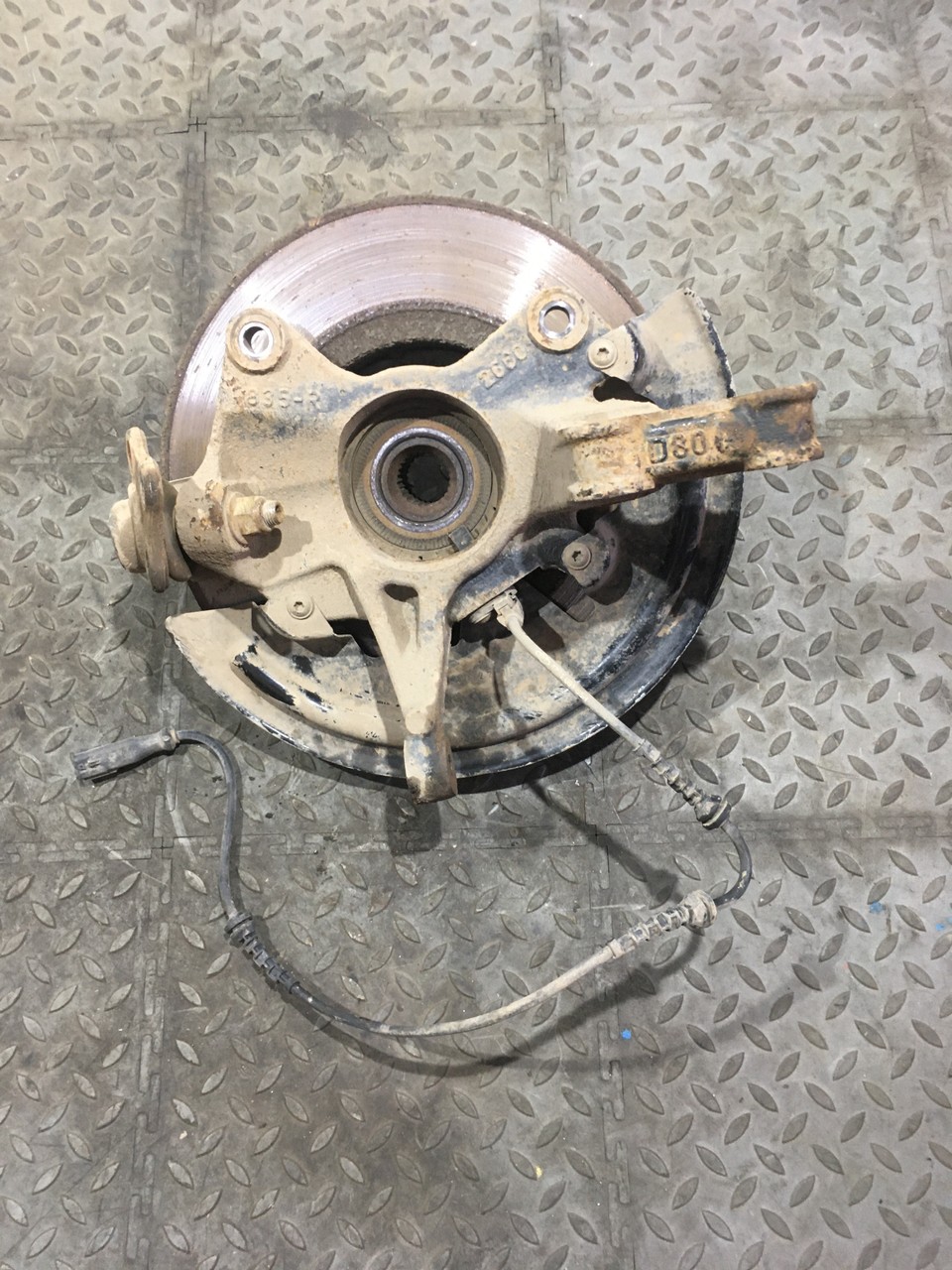 Кулак поворотный передний правый Renault Scenic III