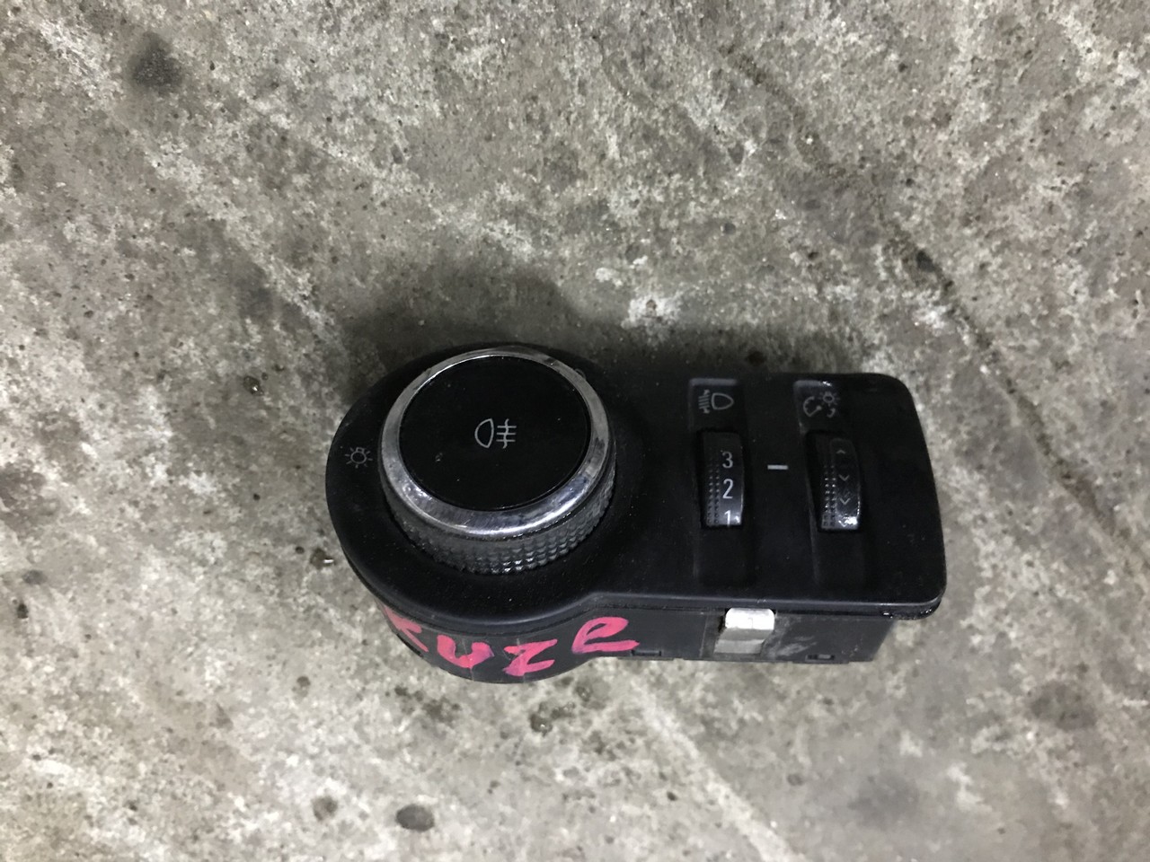 Переключатель света фар Chevrolet Cruze I