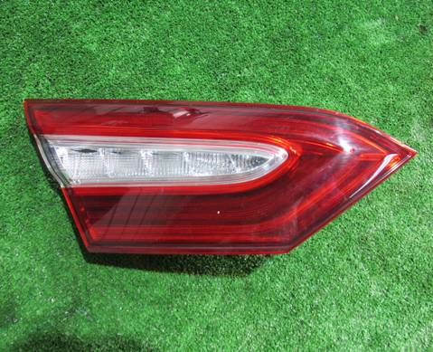 8159033340 Фонарь задний левый внутренний для Toyota Camry XV70 (с 2017)