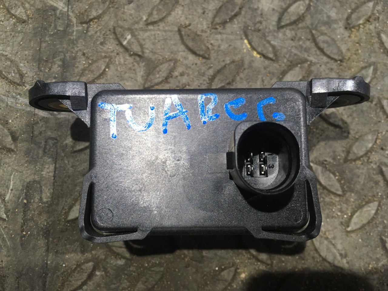 Датчик ускорения Volkswagen Touareg II