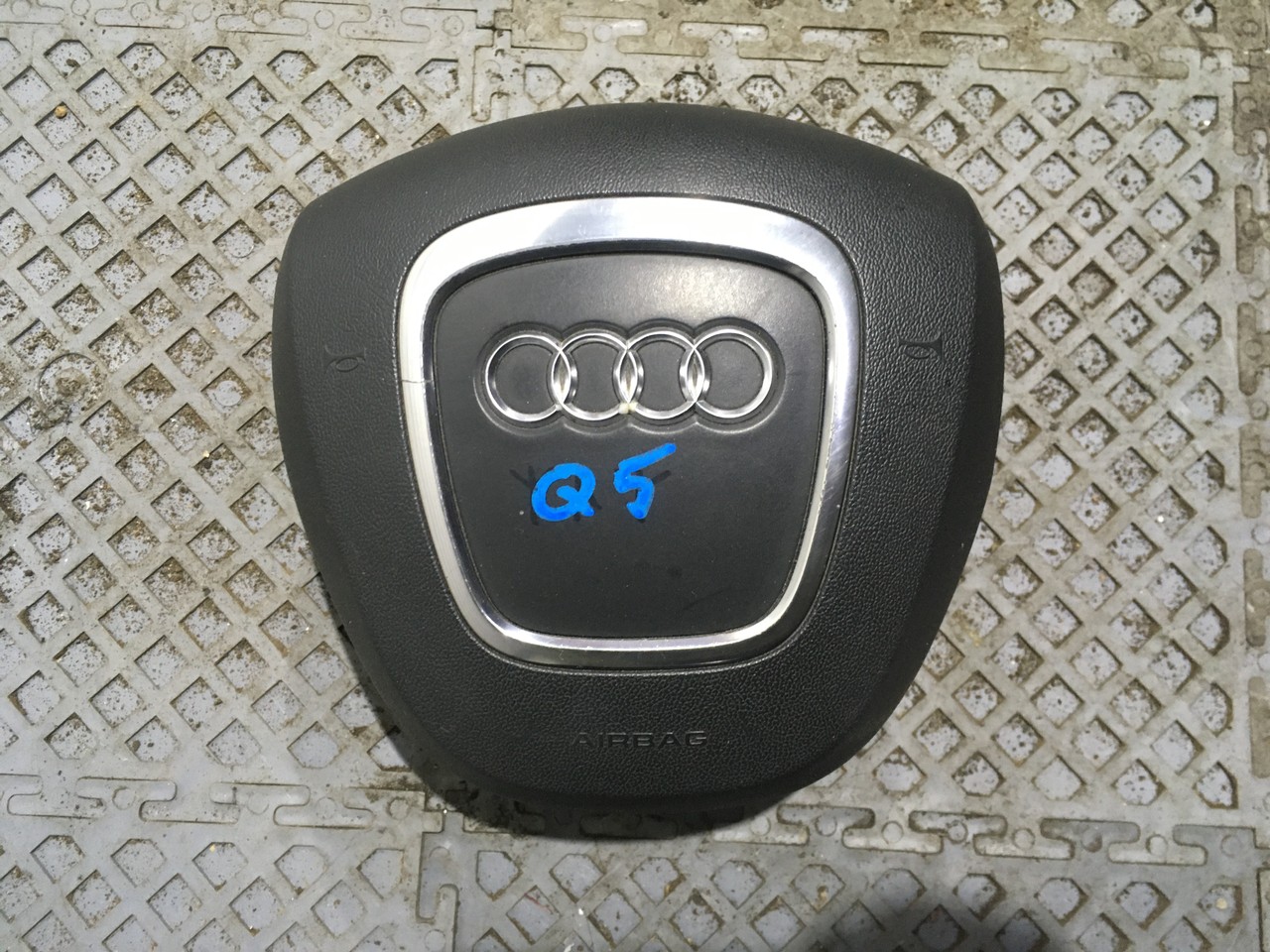 Подушка безопасности водителя в руль Audi Q5 8R