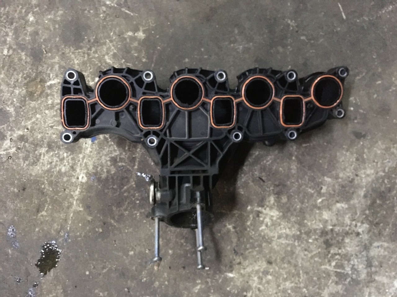 Коллектор впускной Volkswagen Tiguan I