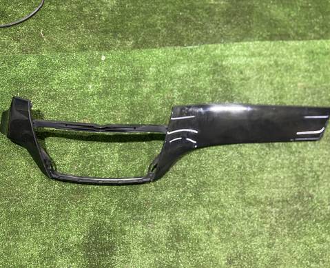 A1666808244 Накладка декоративная в торпедо для Mercedes-Benz GLE W166 (с 2015 по 2018)