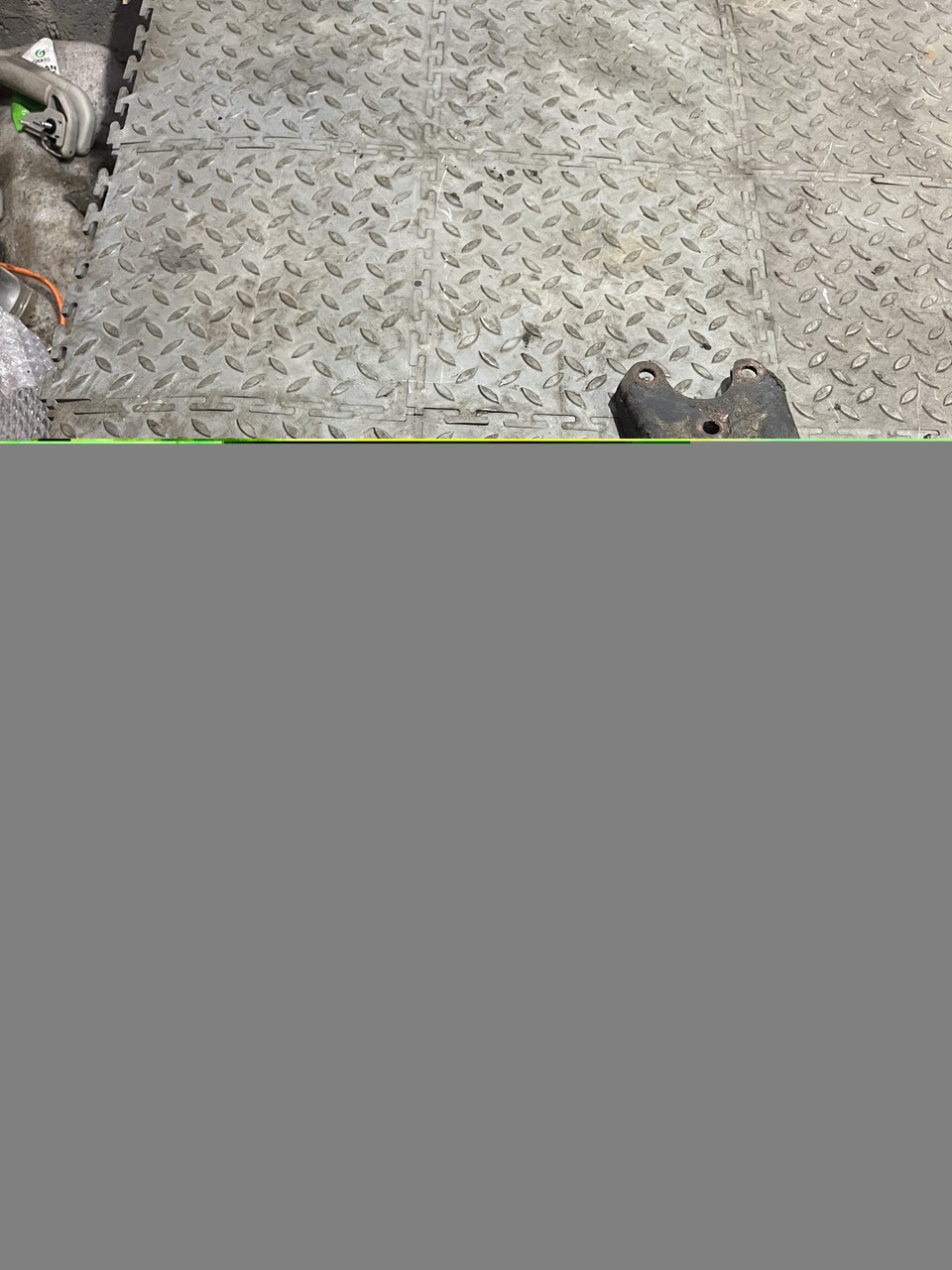 Рычаг передний левый Volkswagen Tiguan I