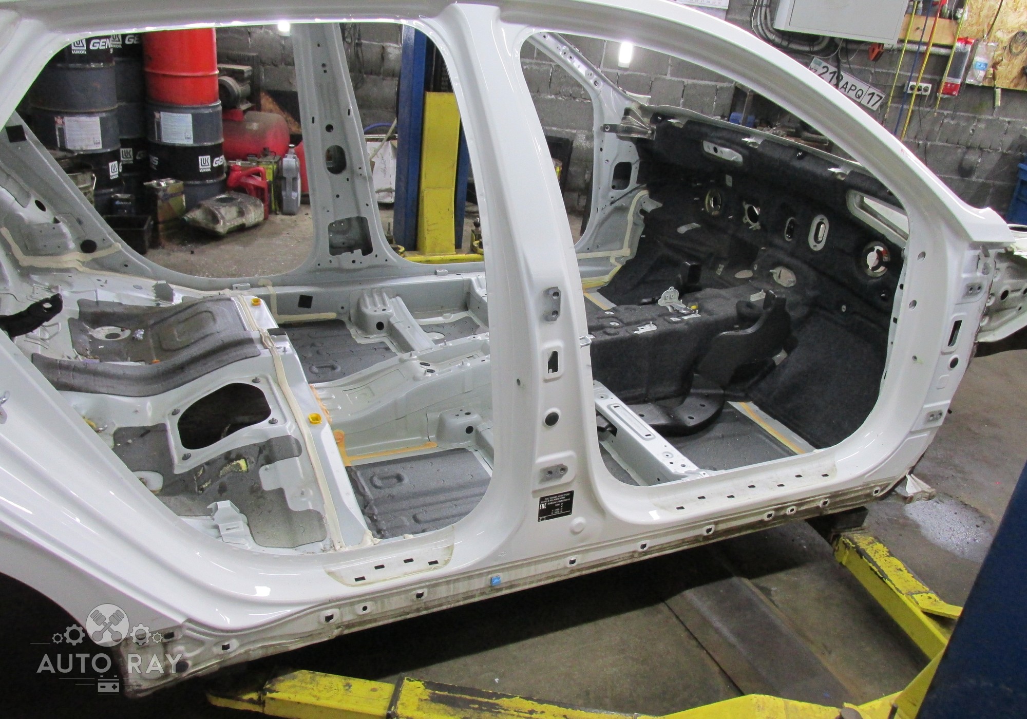 71322L2D00 Порог со стойкой правый для Kia K5 III (с 2020)
