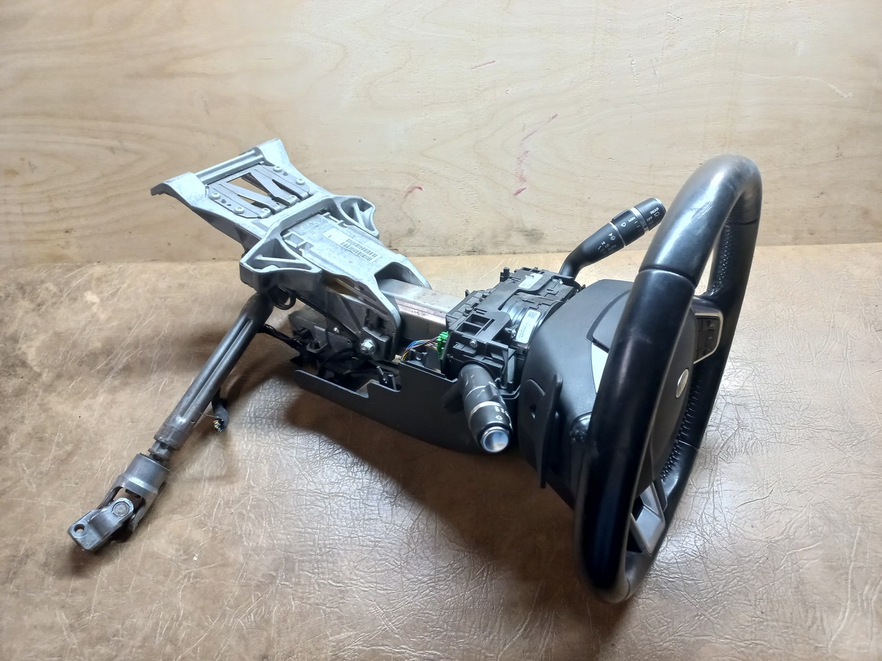 Колонка рулевая Land Rover Range Rover Evoque