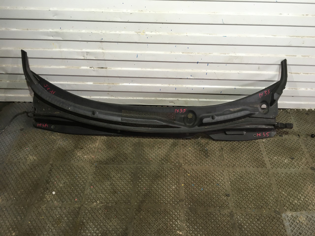 Решетка стеклоочистителя (планка под лобовое стекло) Hyundai ix35