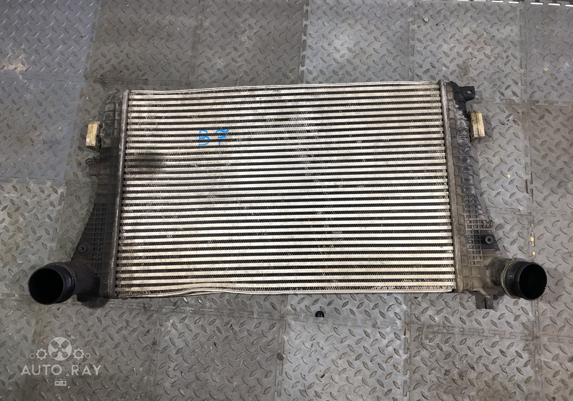 3C0145805AN Интеркулер для Volkswagen Passat
