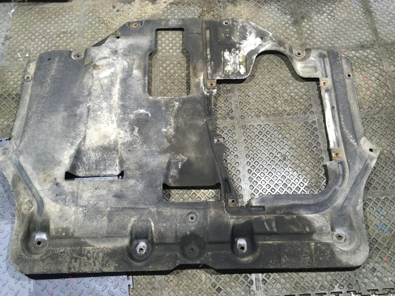 Пыльник двигателя Kia Optima IV