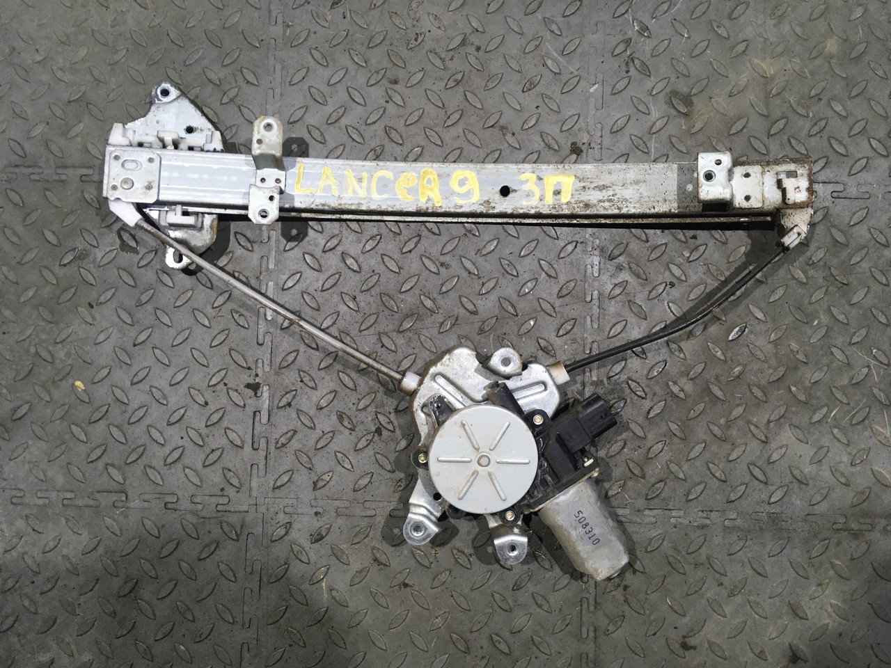 Стеклоподъемник электрический задний правый Mitsubishi Lancer IX