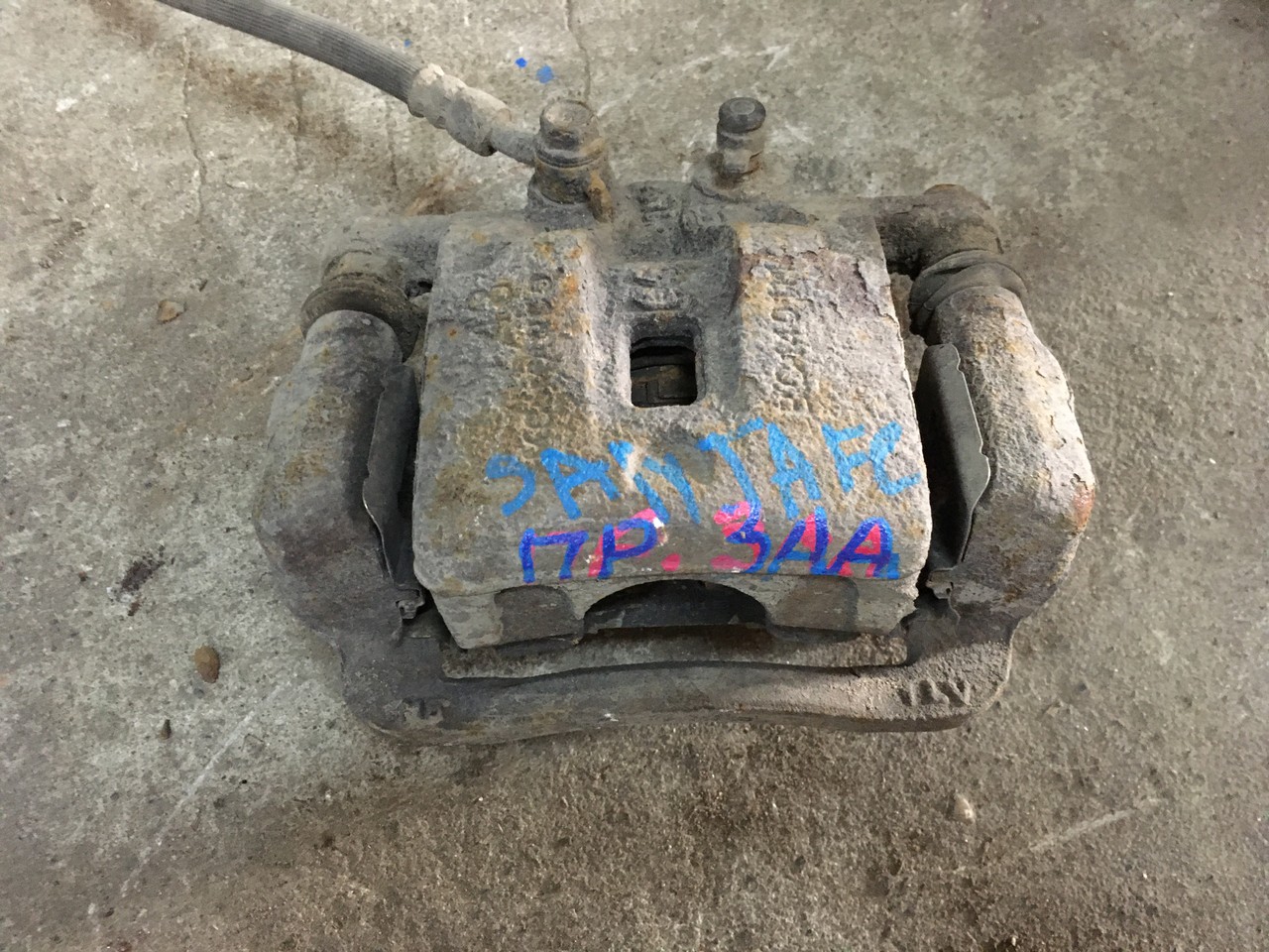 Суппорт задний правый Kia Sorento II