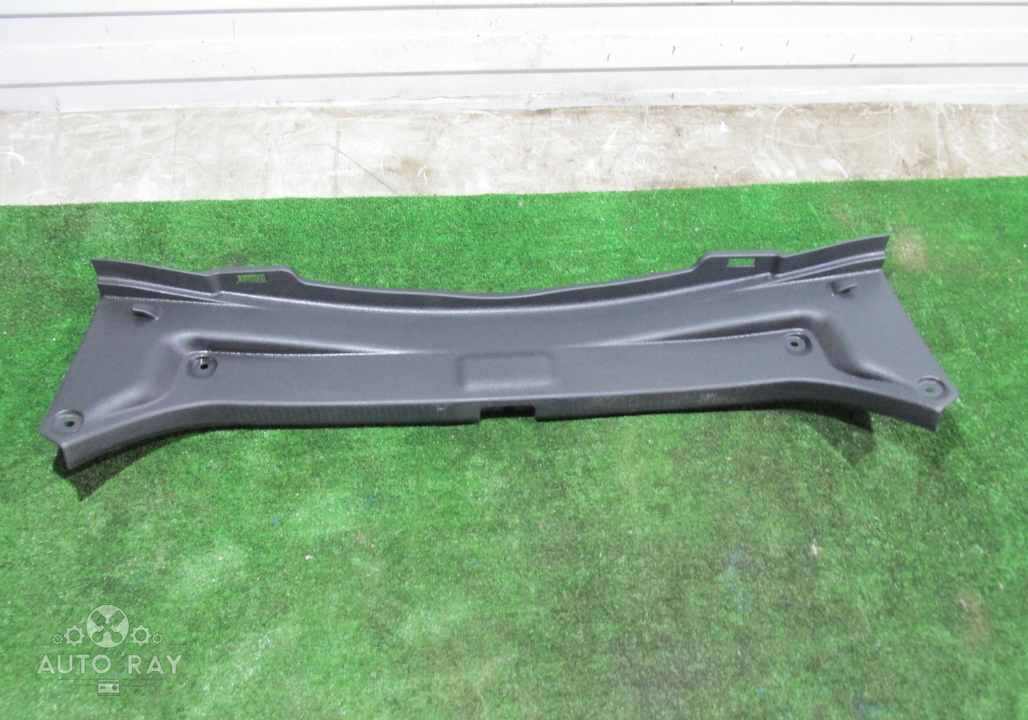 5838733140 Обшивка багажника на заднюю панель для Toyota Camry XV70 (с 2017)