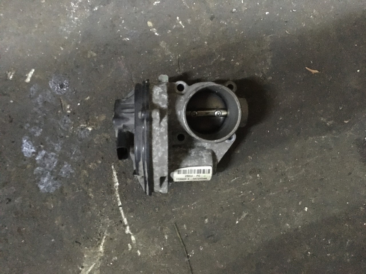 Заслонка дроссельная FYJA Ford Fusion