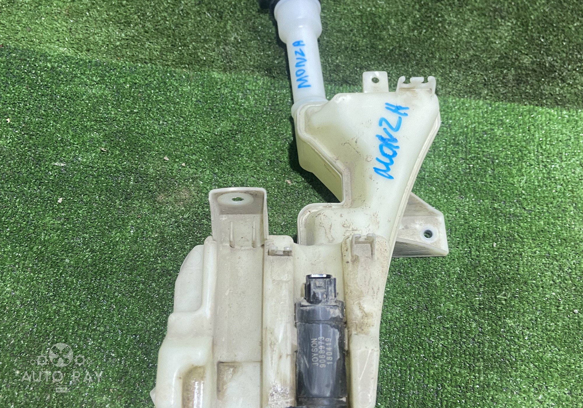 Бачок омывателя в сборе с моторчиком для Chevrolet Monza II (с 2019)