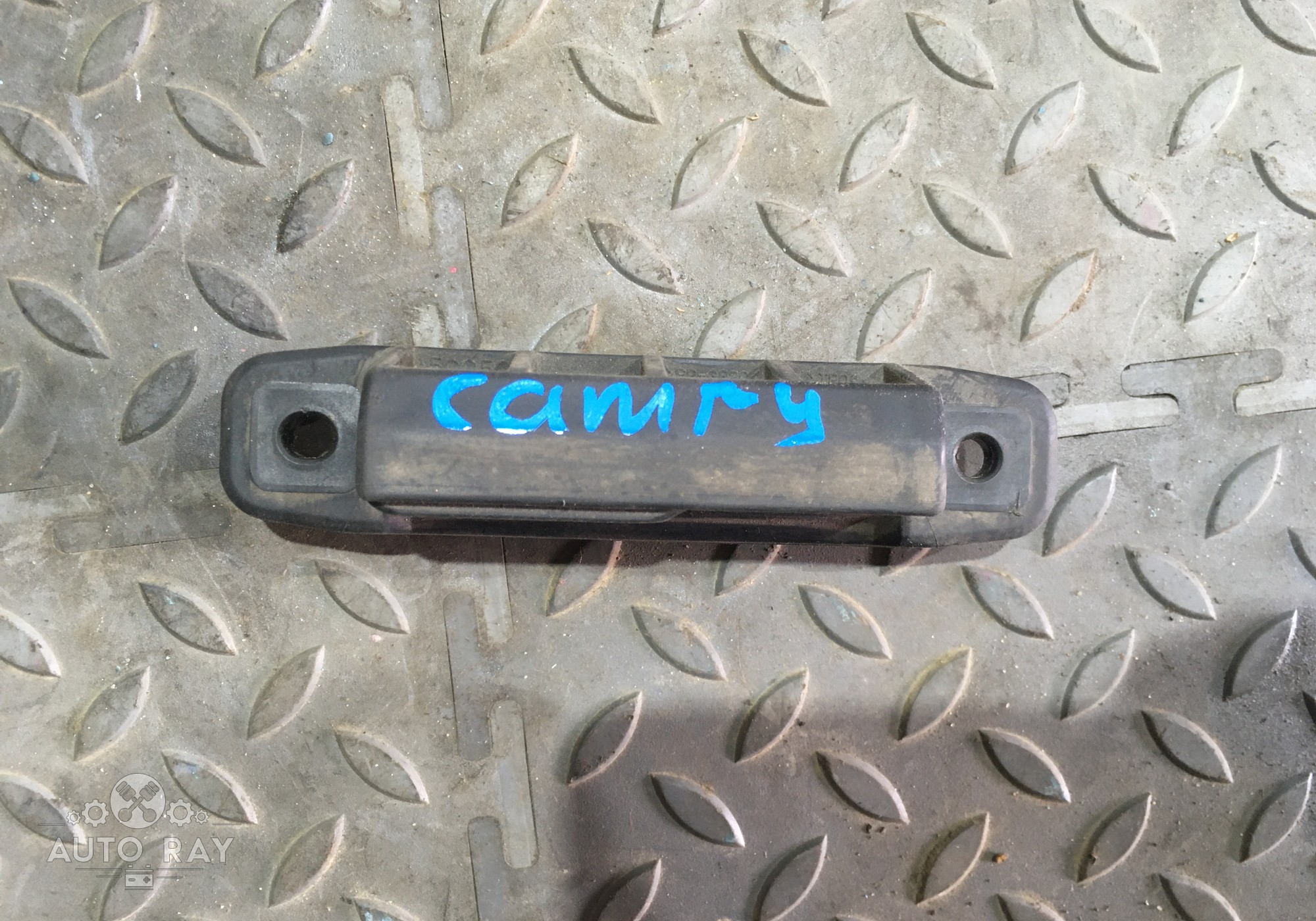 8484028030 Кнопка открывания багажника для Toyota Camry XV50 (с 2011 по 2018)