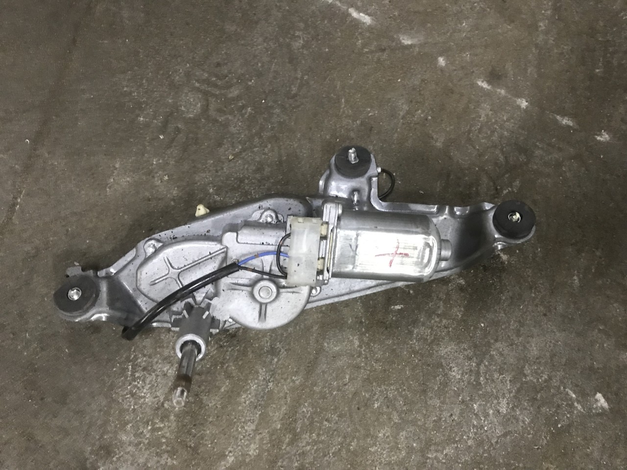 Моторчик стеклоочистителя задний Mazda CX-7