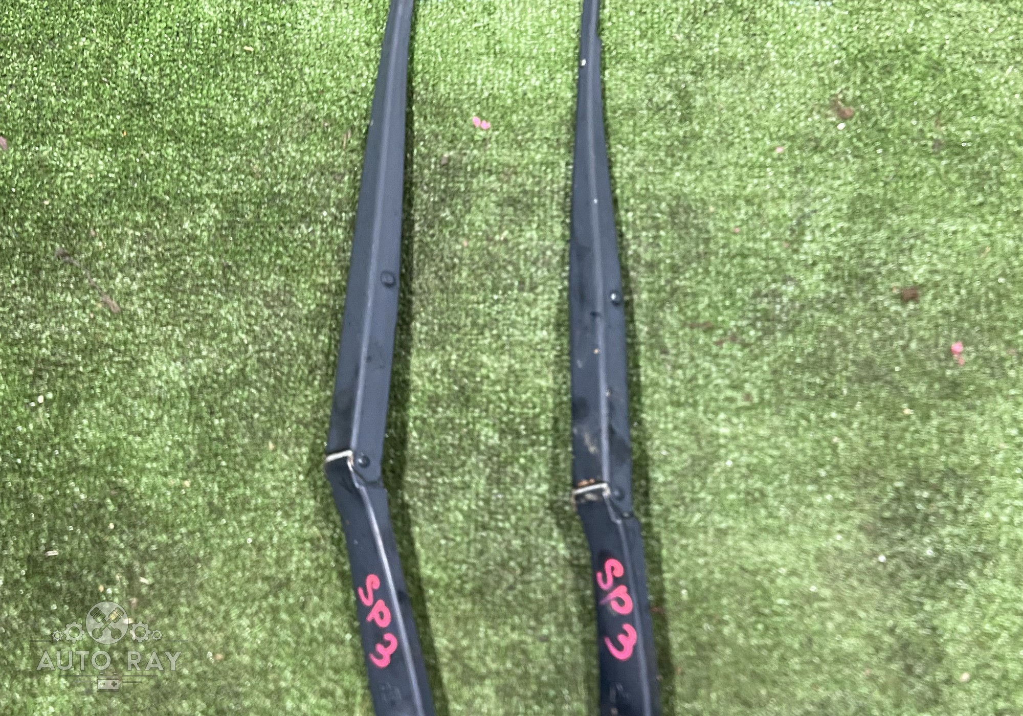 983203W000 Поводок стеклоочистителя для Kia Sportage III (с 2010 по 2016)