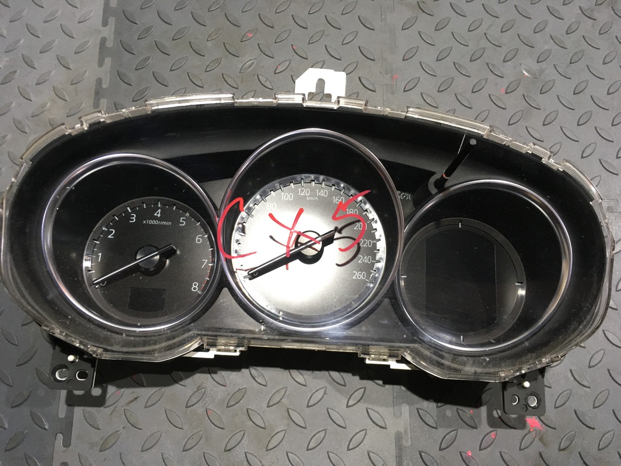 Панель приборов Mazda CX-5 II