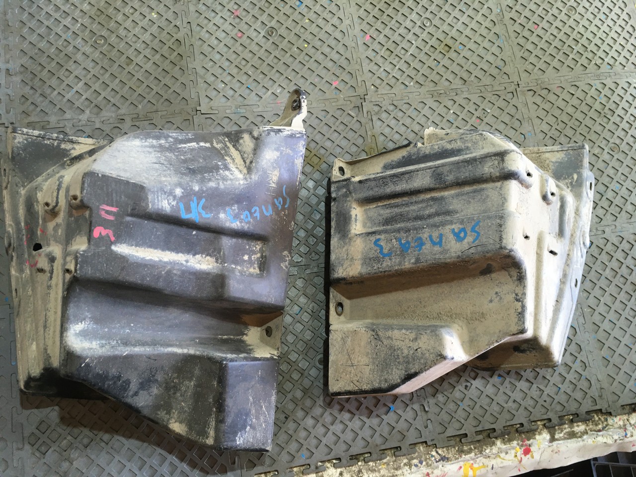 Пыльник бампера задний левый Hyundai Santa Fe III