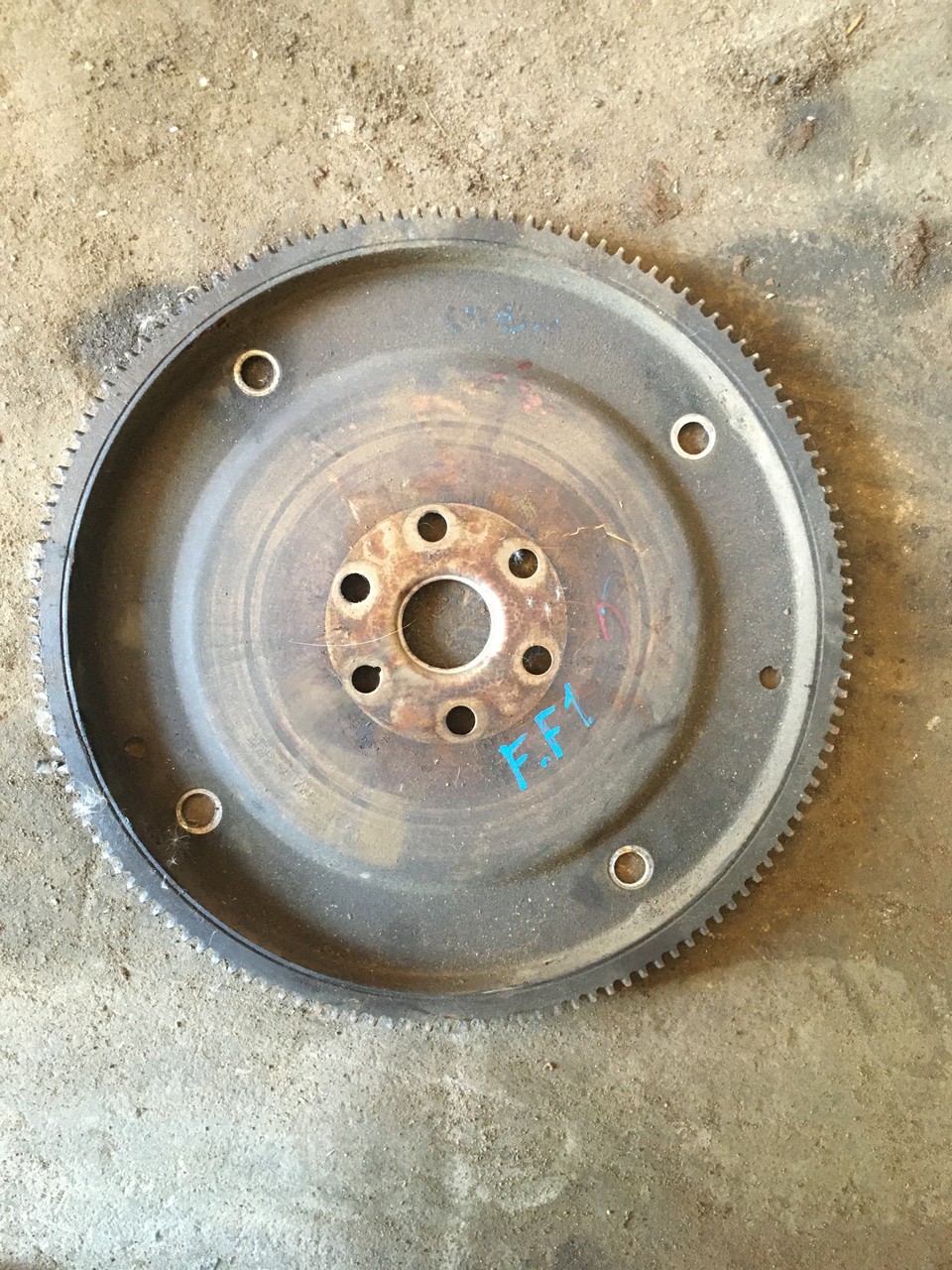 Маховик двигателя Ford Focus I