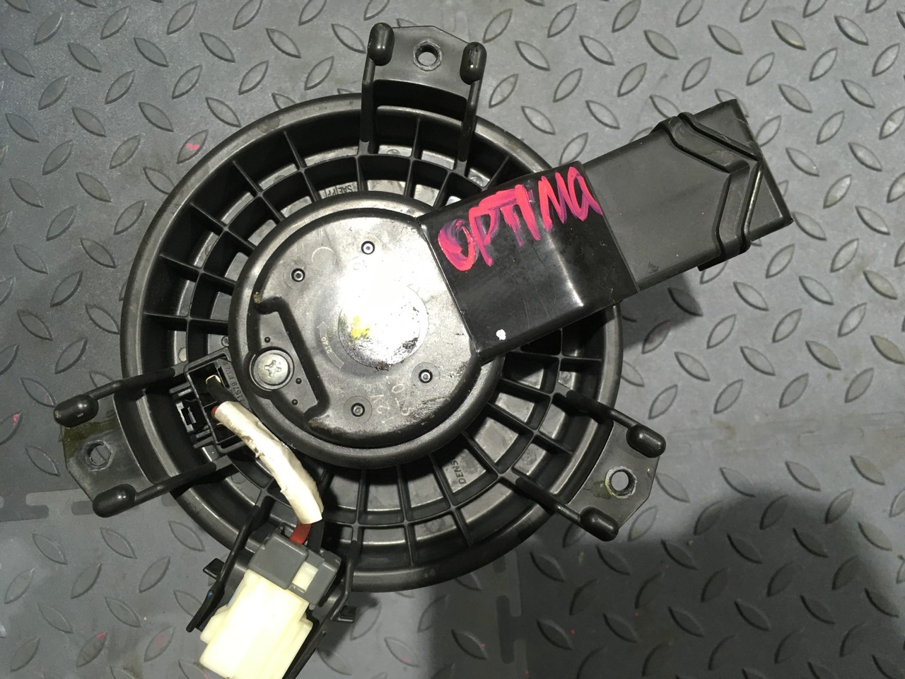 Моторчик отопителя Kia Optima IV