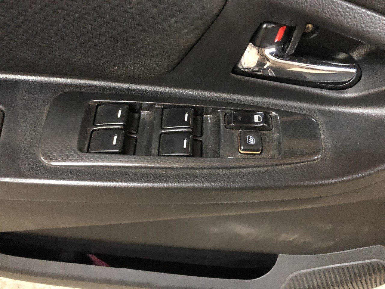 Блок управления стеклоподъемниками Geely MK