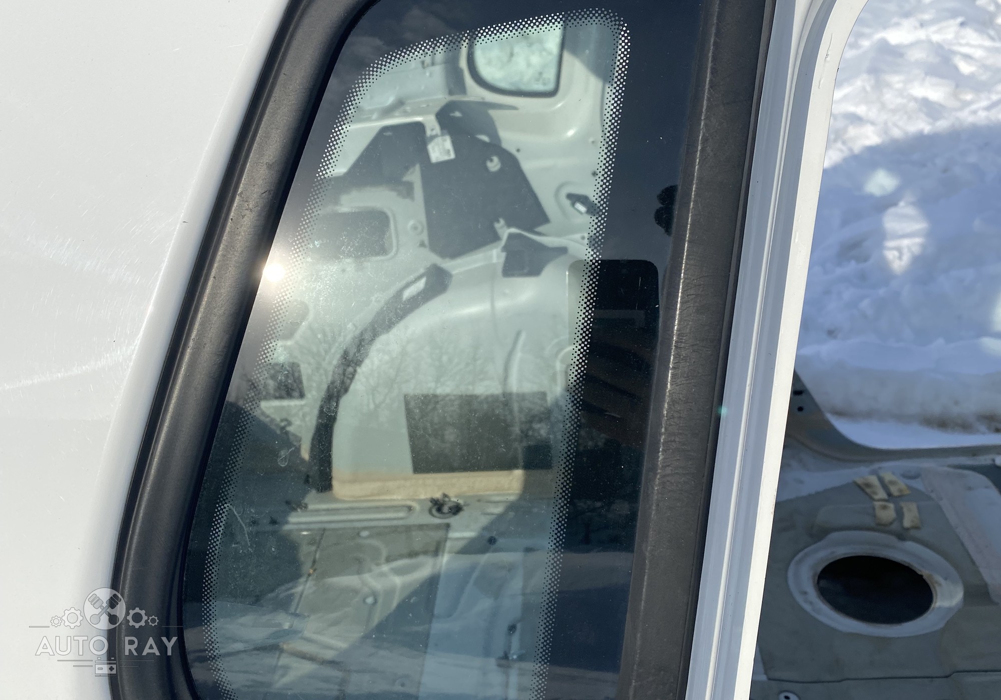 5N0845042NVB Стекло заднее (глухое) правое для Volkswagen Tiguan I (с 2007 по 2017)
