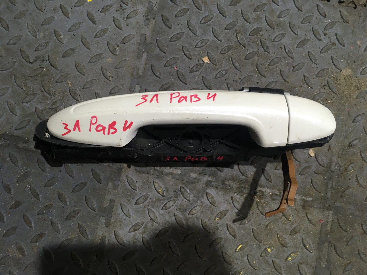 Ручка двери наружная задняя правая Toyota RAV4 CA40