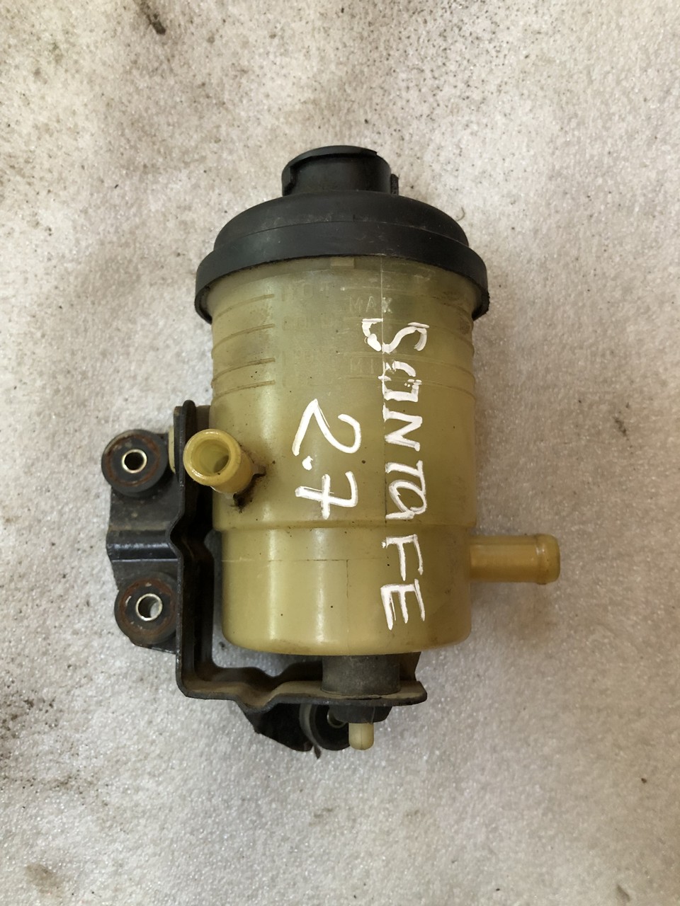 Бачок гидроусилителя Hyundai Santa Fe II