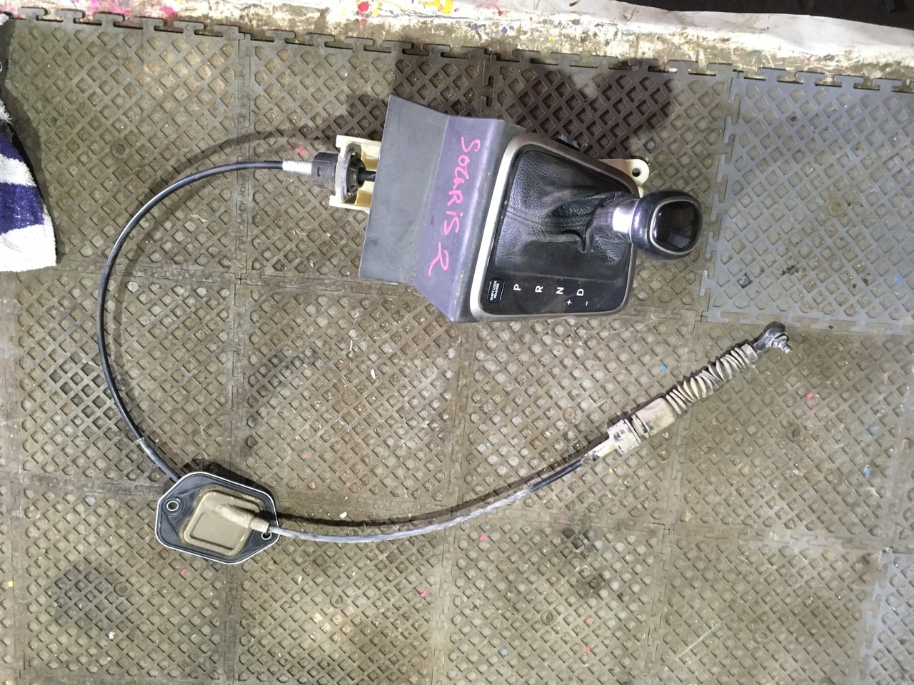 Кулиса АКПП / Селектор / в сборе с тросом Hyundai Solaris II