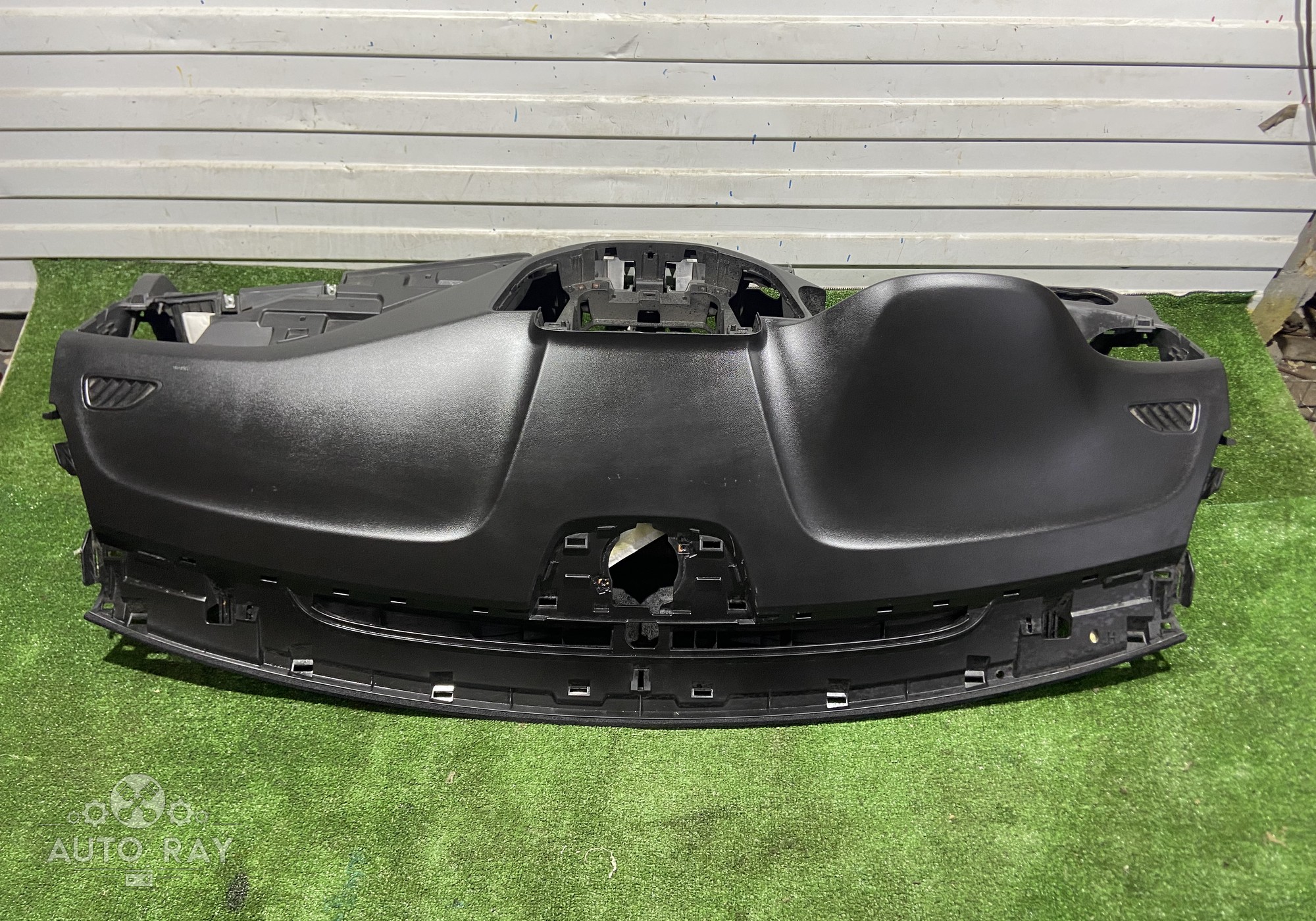 26250196 Передняя панель салона / торпедо / с подушкой безопасности для Chevrolet Monza II (с 2019)