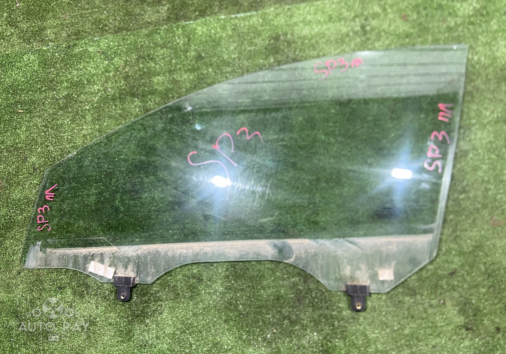 824113U000A Стекло двери переднее левое для Kia Sportage III (с 2010 по 2016)