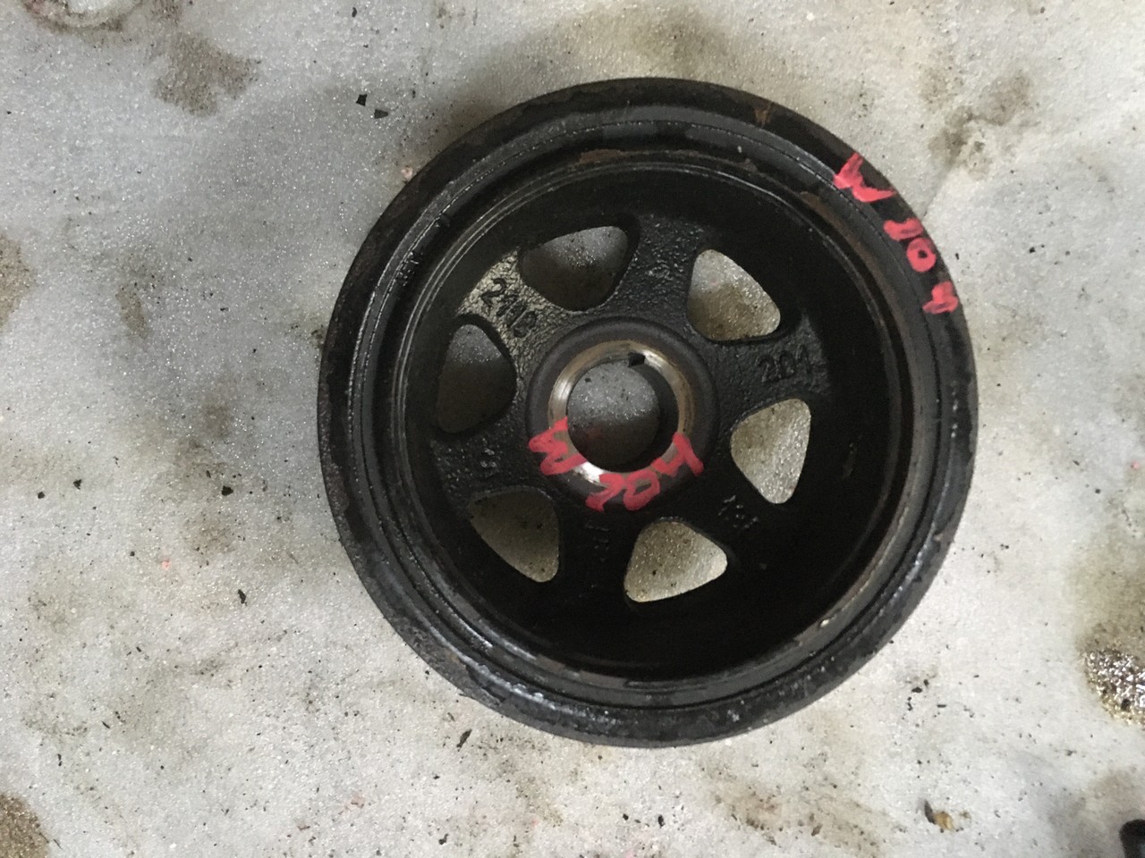 Шкив коленвала Mercedes-Benz Sprinter 906