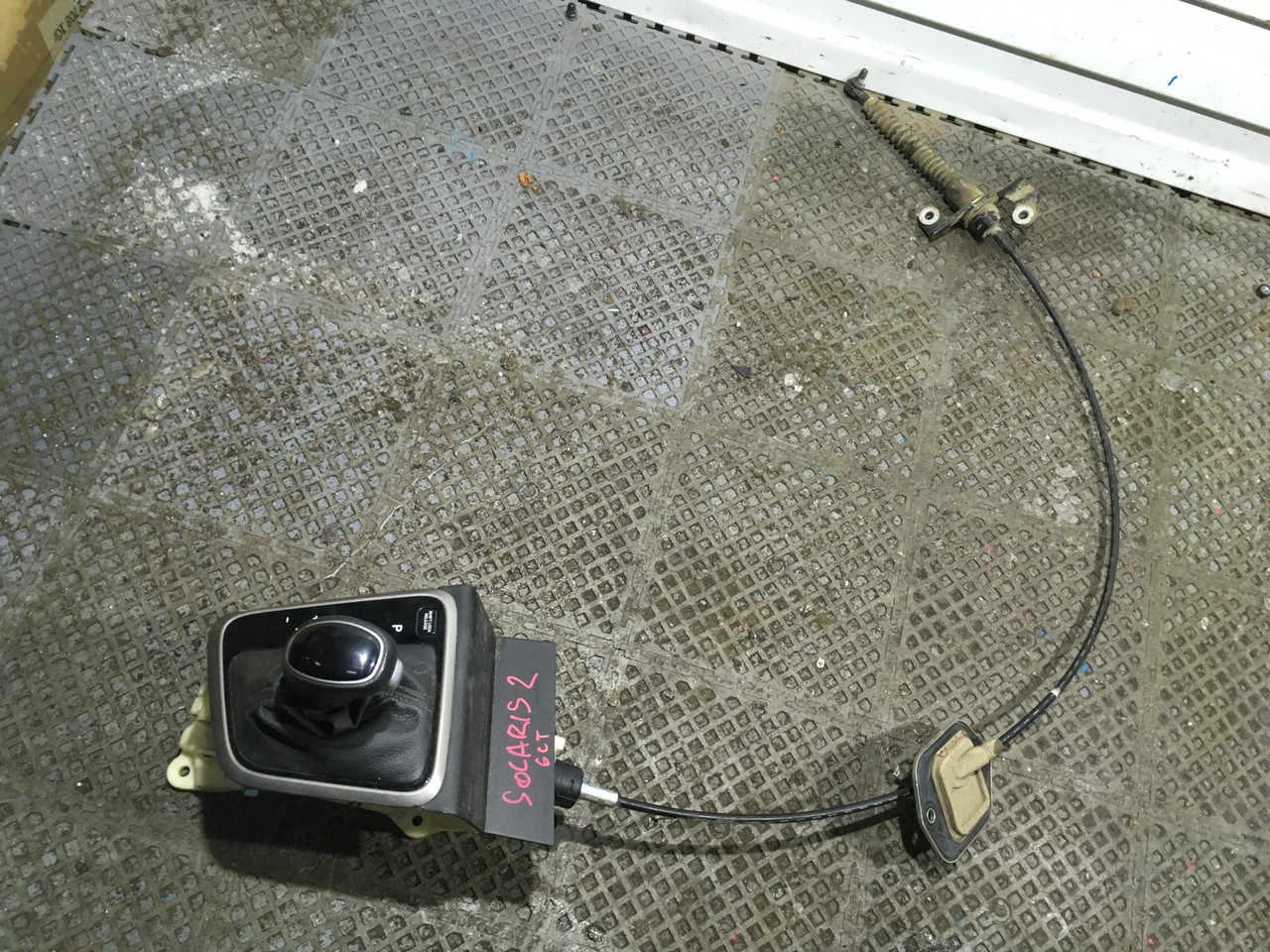 Кулиса  с тросом Селектор АКПП Hyundai Solaris II