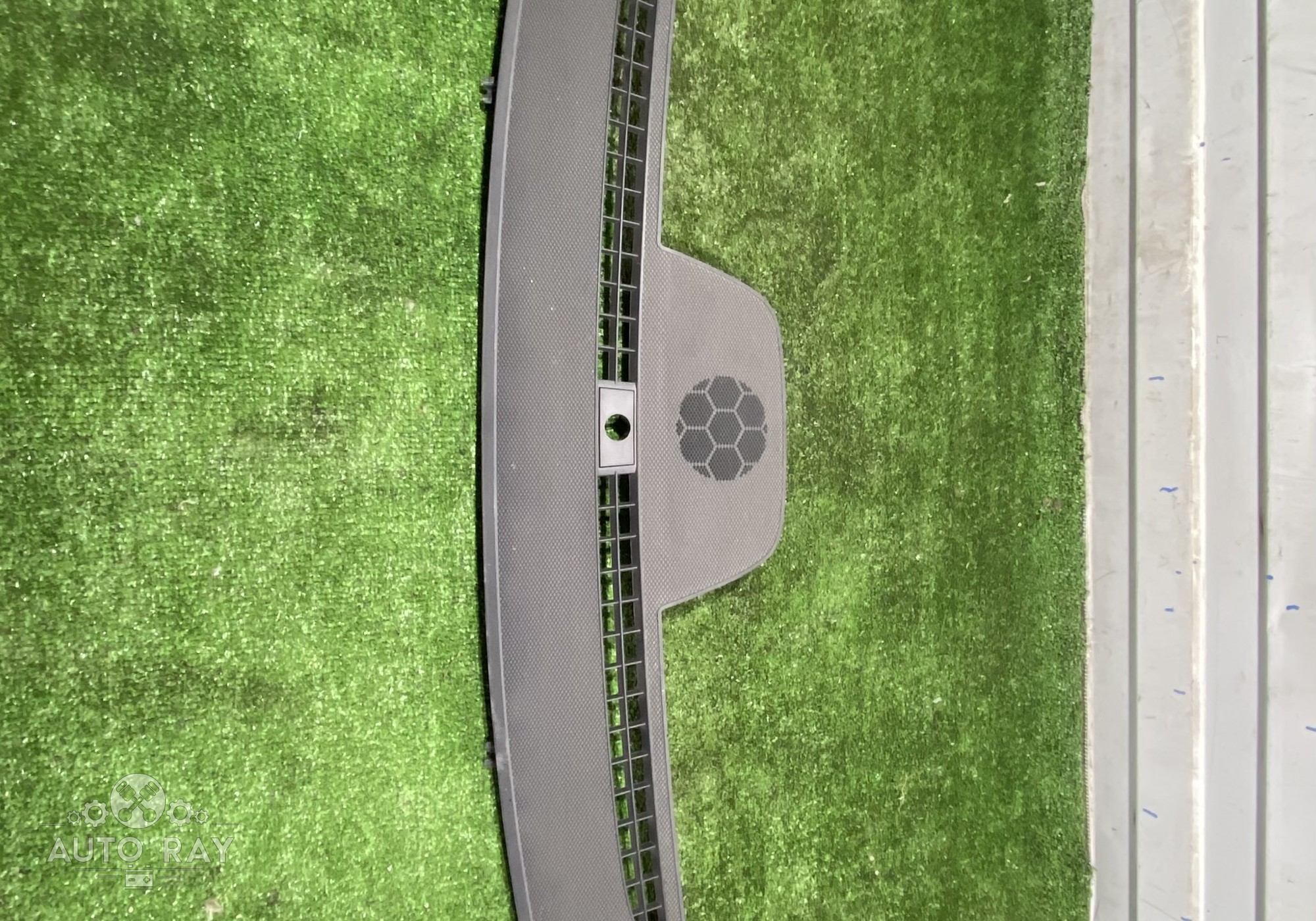 1844299 Накладка декоративная в торпедо для Chevrolet Monza II (с 2019)