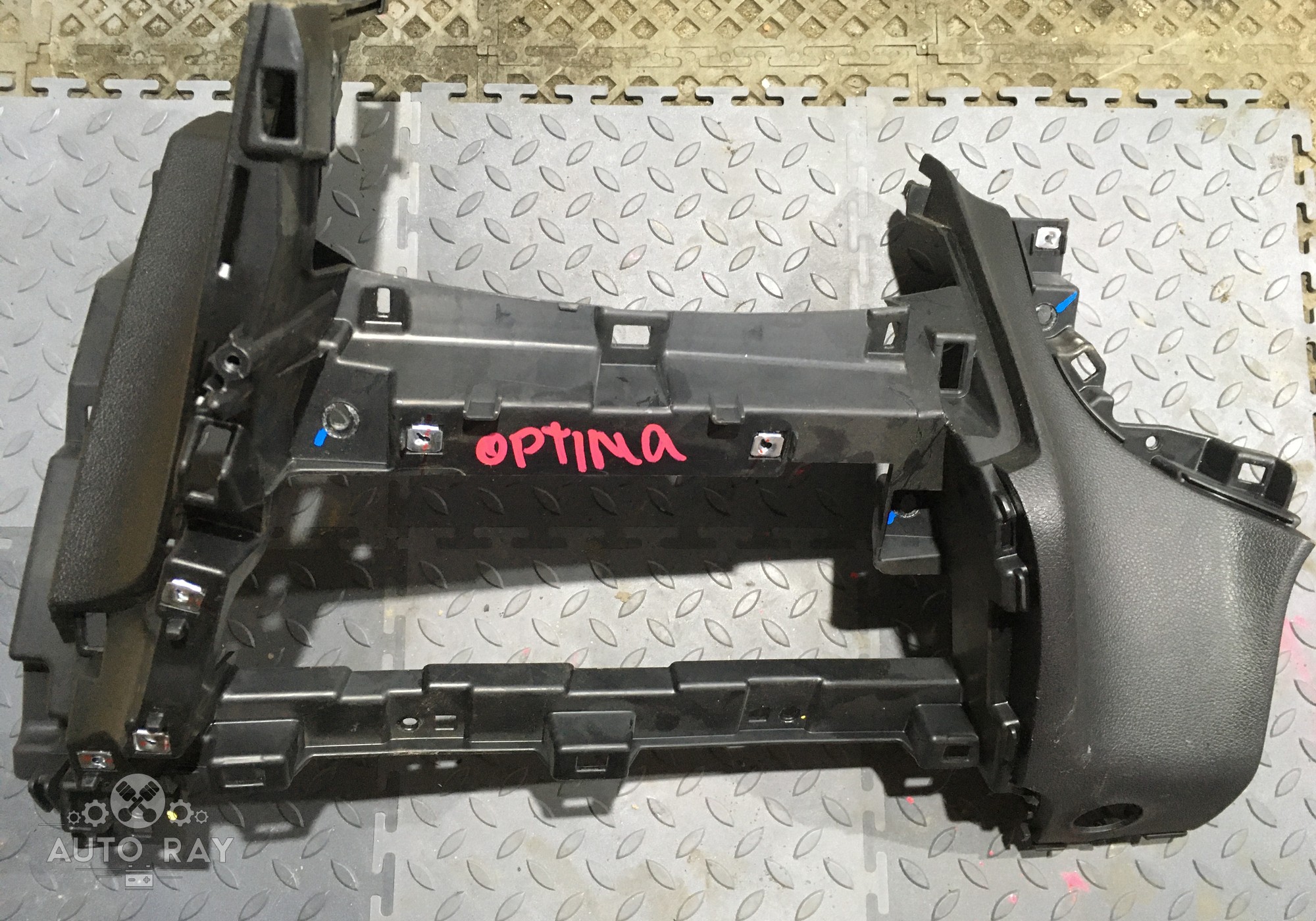 84773D4100WK Накладка в торпедо для Kia Optima IV (с 2015)