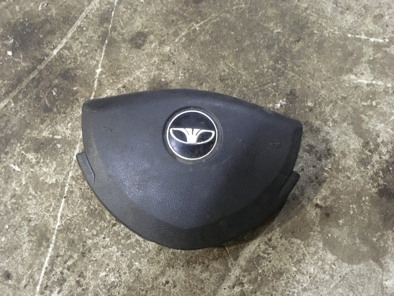 Заглушка в руль Daewoo Nexia II