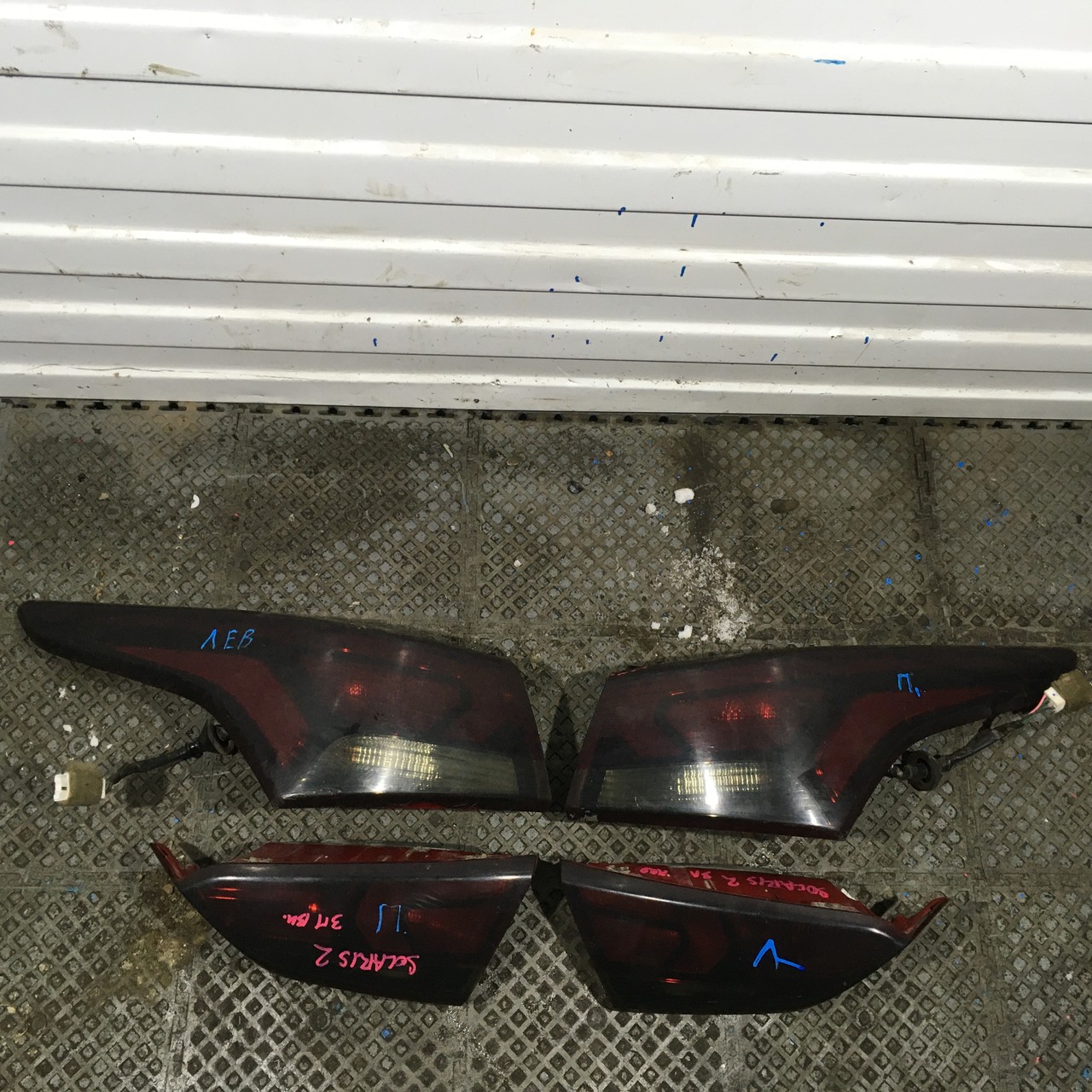 Фонари задние к-кт / фонарь задний Hyundai Solaris II