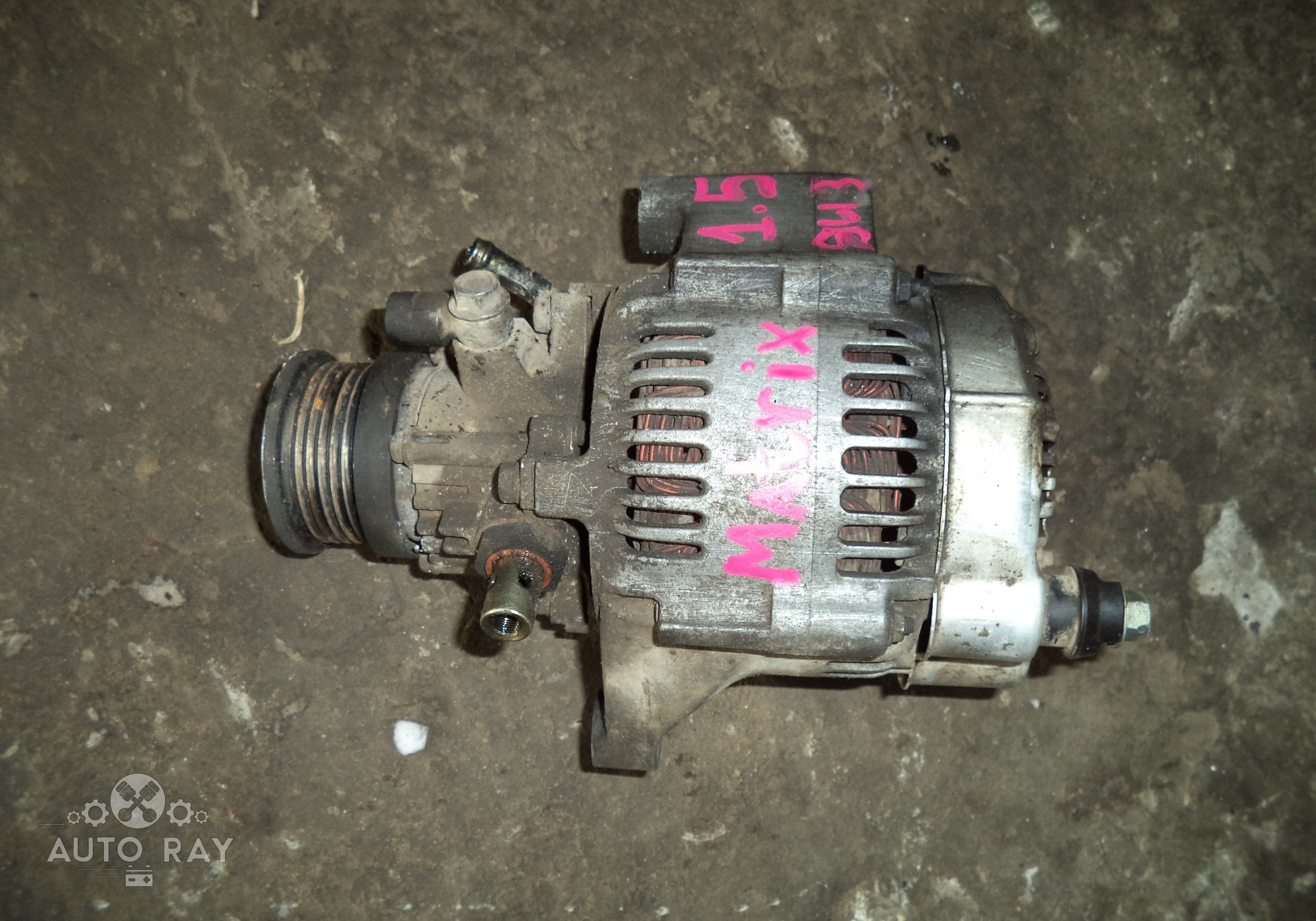 Hyundai matrix генератор. Генератор хендай матрикс 1. Коллектор генератора хендай матрикс 1. 8 генератор. Zj01-18-300.