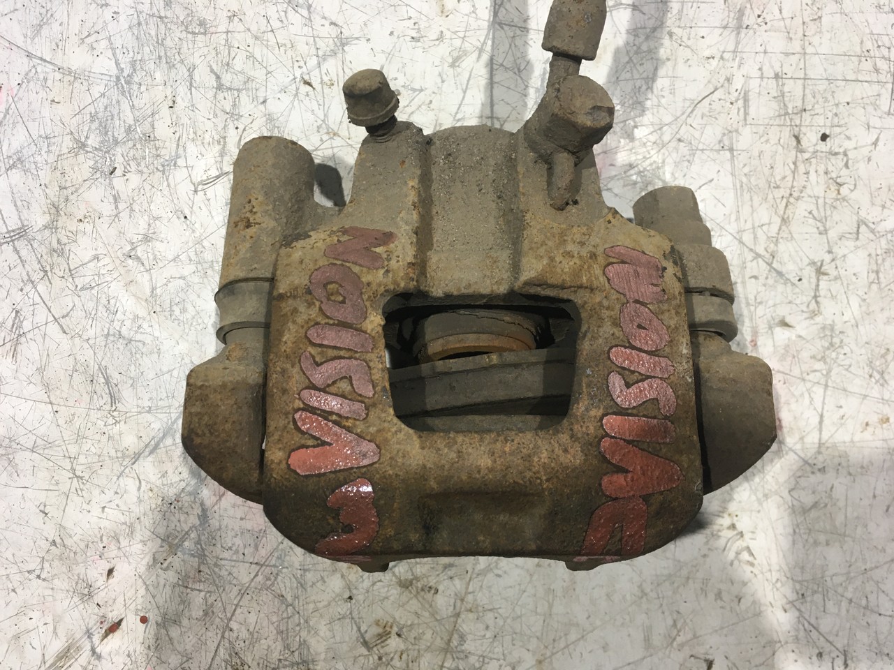 Суппорт задний правый Geely FC (Vision)