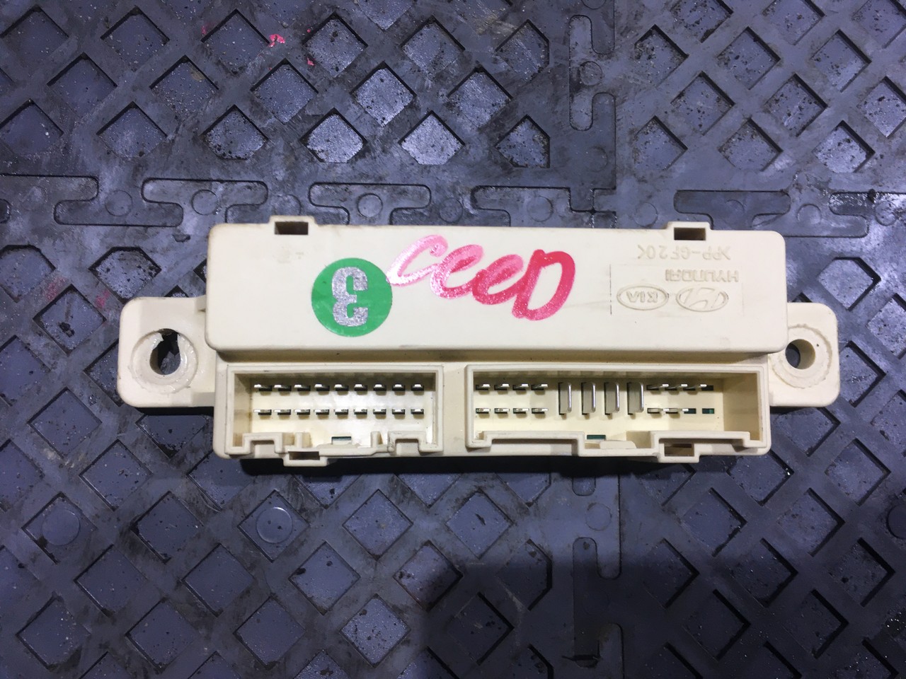 Реле Kia Ceed II