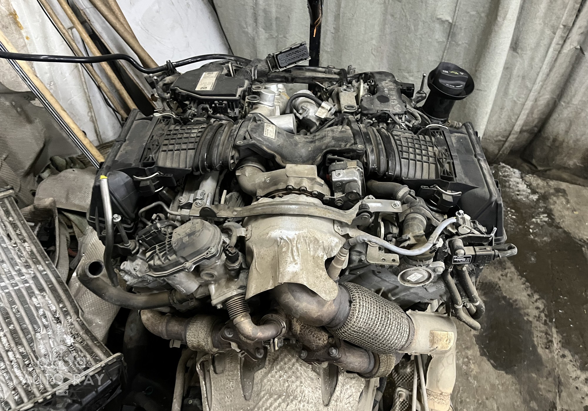 OM642826 Двигатель в сборе