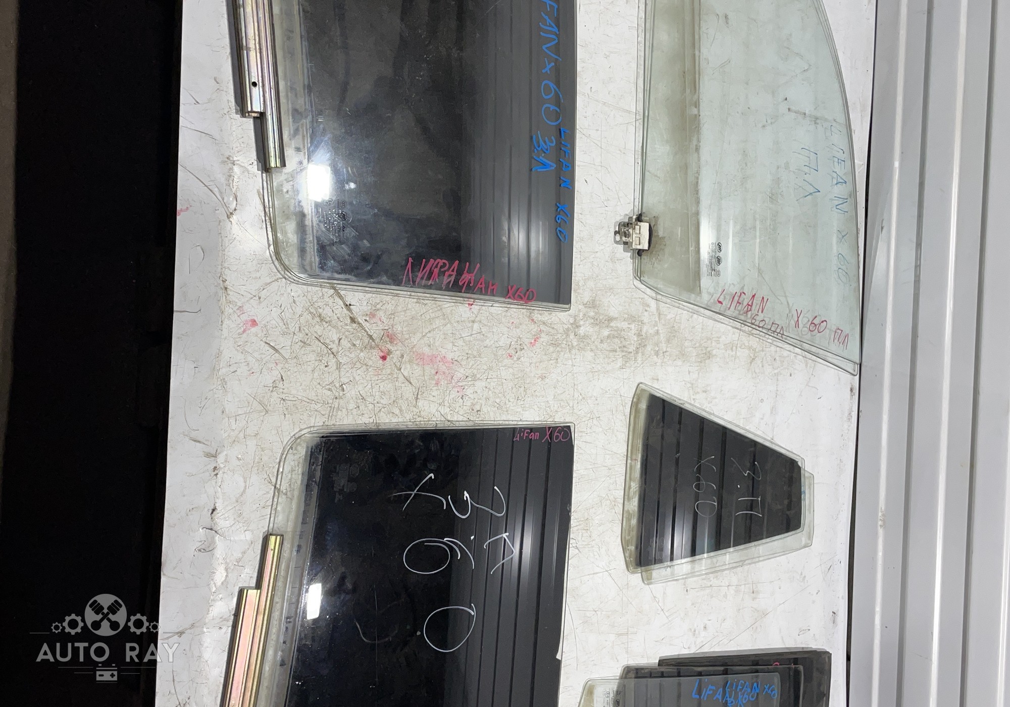 Стекло двери для Lifan X60 (с 2011)