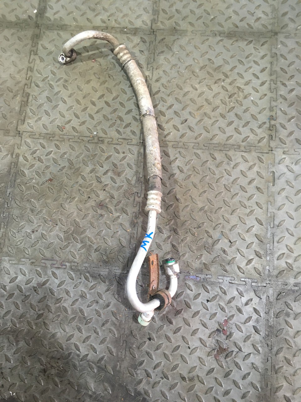 Трубка кондиционера Geely MK