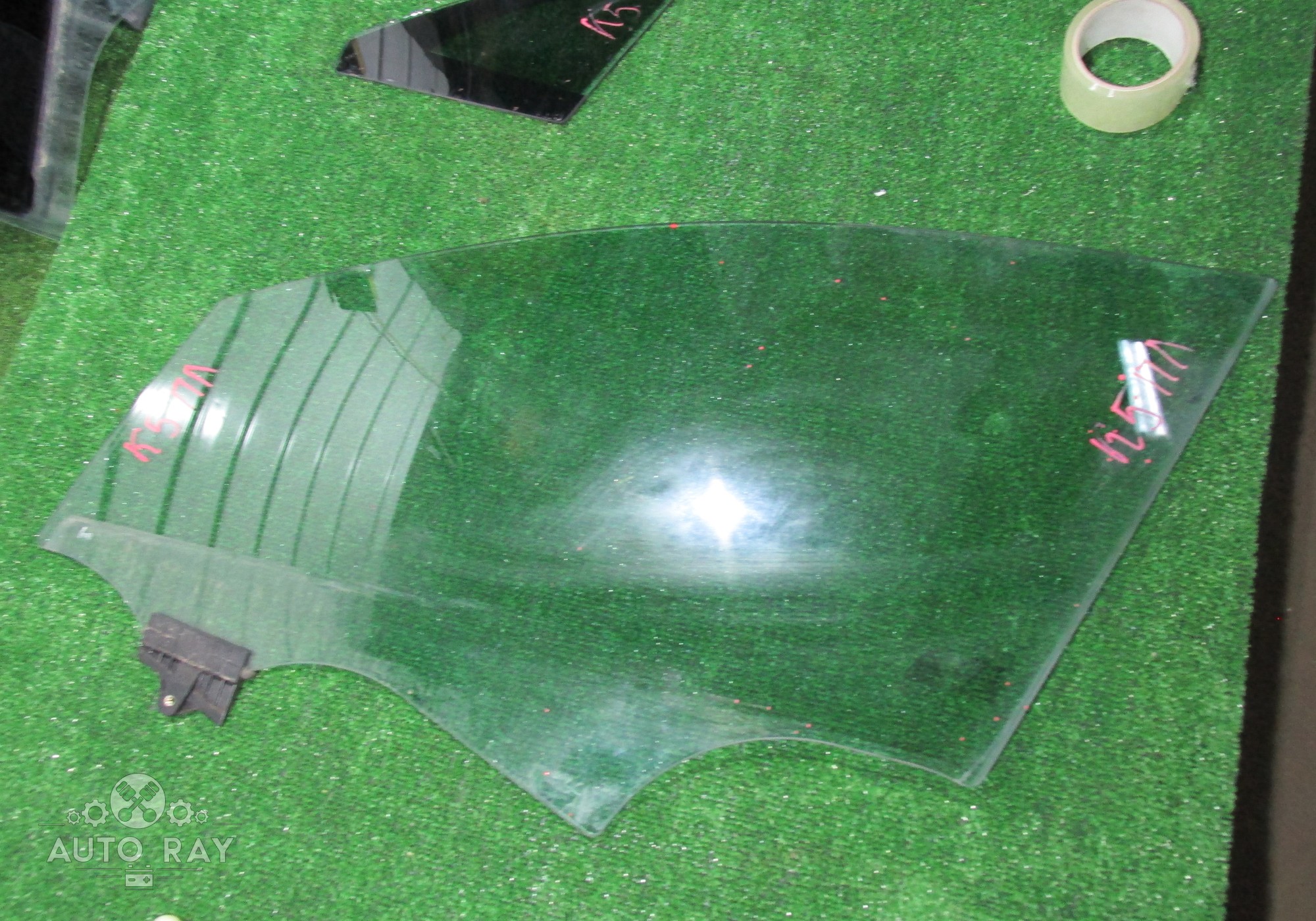 82410L2050 Стекло двери переднее левое для Kia K5 III (с 2020)
