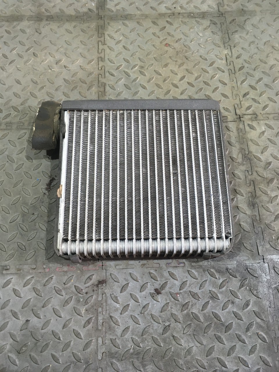 Испаритель кондиционера Geely MK